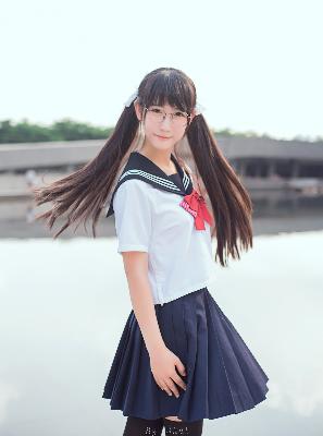 迪拜的女孩在线观看完整免费高清满天星