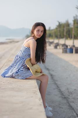 春潮烂漫海棠红