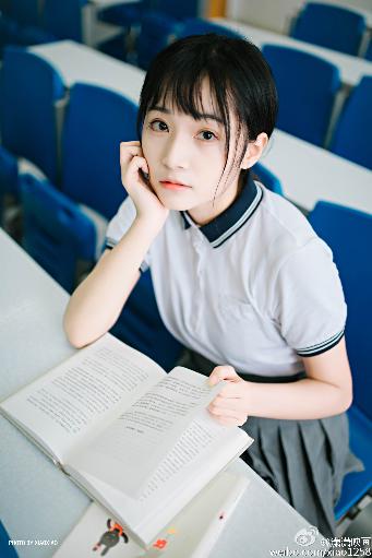 迪拜的女孩在线观看完整免费高清满天星