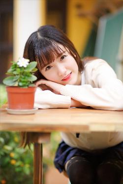 成色18K1.8811.7V18K1.8811.7V